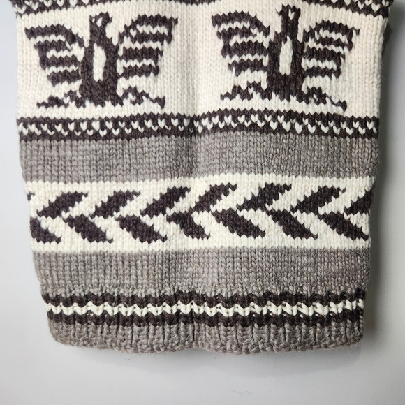 Vintage Genuine Cowichan Indian Thunderbird Knit 100% Wool Vest - Picture 8 of 16